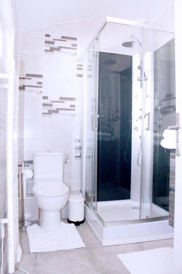 Apartment Etienne : Chateaucreux 40 M2 *